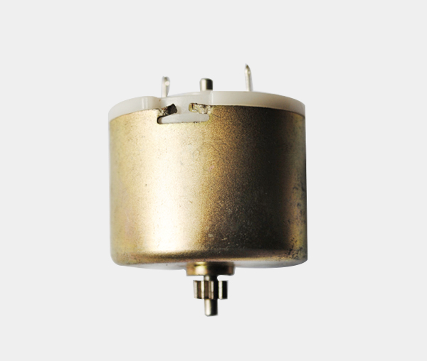4240 Dc motor
